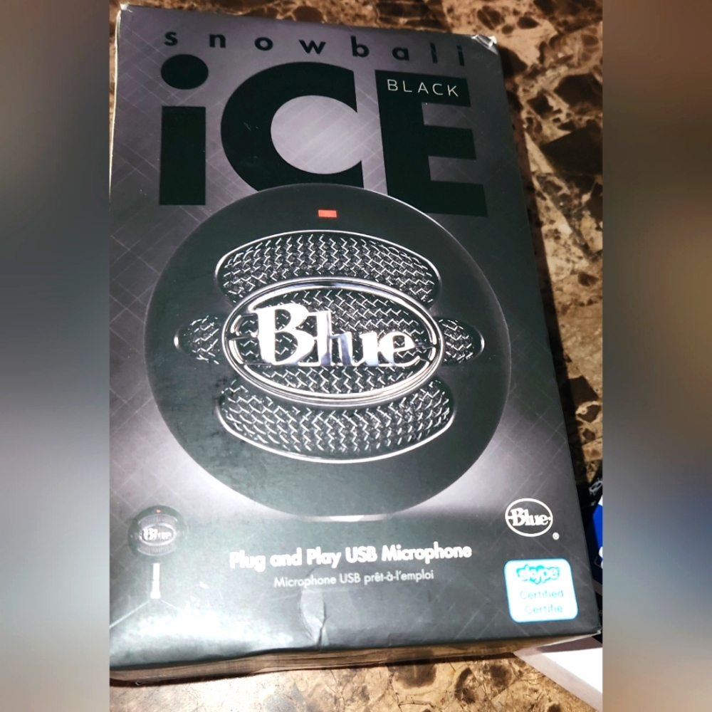 NEW ICE SNOWBALL BLUE MICROPHON BOUGHT NEW NOT SALVAGE/PALLET ITEM FREEBIE ALERT